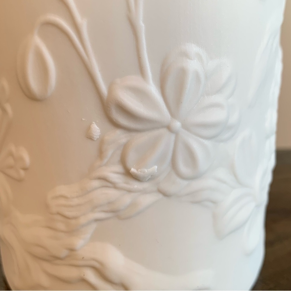 Kaiser Vase White Bisque Peacock Birds Flowers Made Germany Vintage 467/27 Tall - Picture 8 of 12